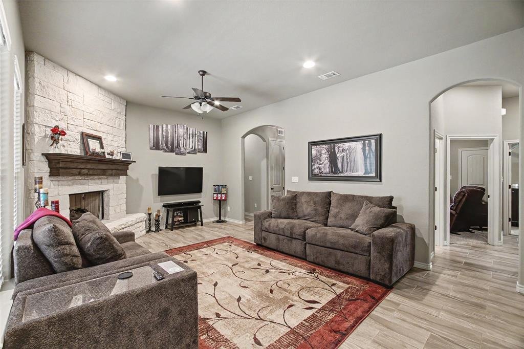 House in Granbury, Texas, United States 4 - 17928606