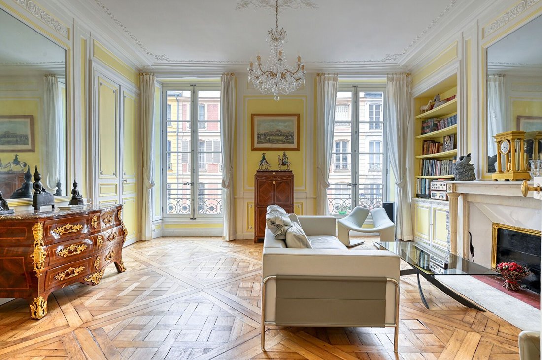 Apartment in Domaine National du Château, Versailles, France 2 - 17852585