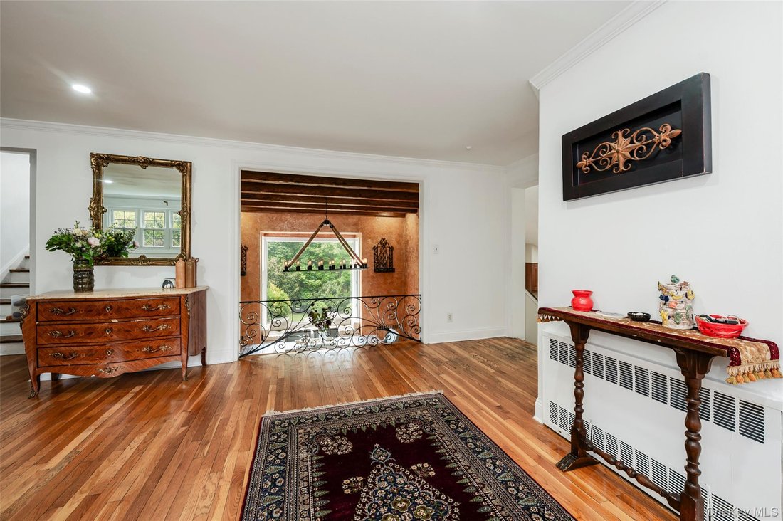 House in Great Neck, New York, United States 4 - 17933633