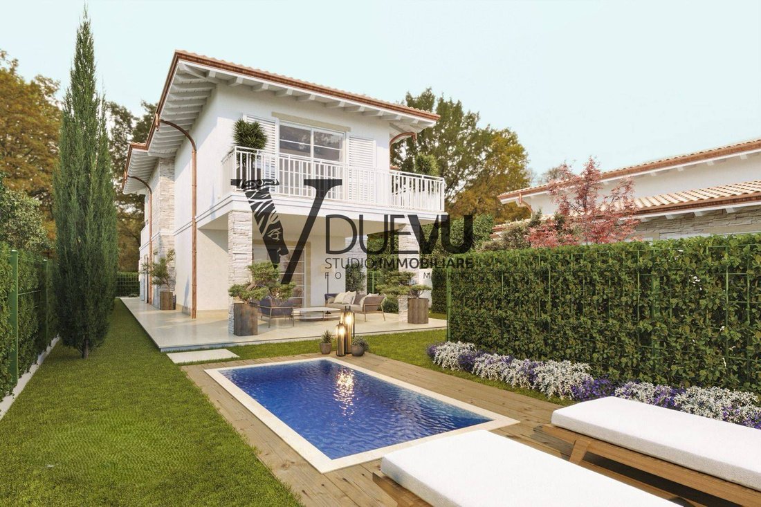 House in Center, Forte dei Marmi, Tuscany 1 - 15817887