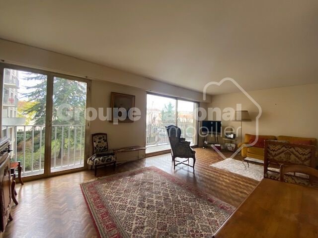 Apartment in Domaine National du Château, Versailles, France 2 - 16074222