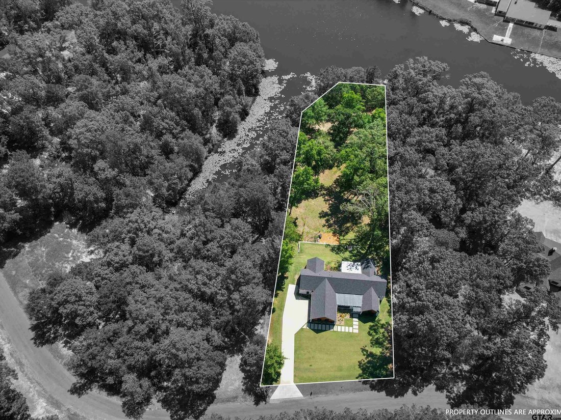 House in Gilmer, Texas, United States 3 - 17931279