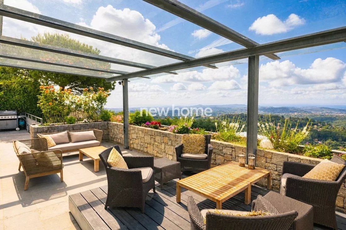 Villa in Châteauneuf-Grasse, Provence-Alpes-Côte d'Azur, France 3 - 17930729