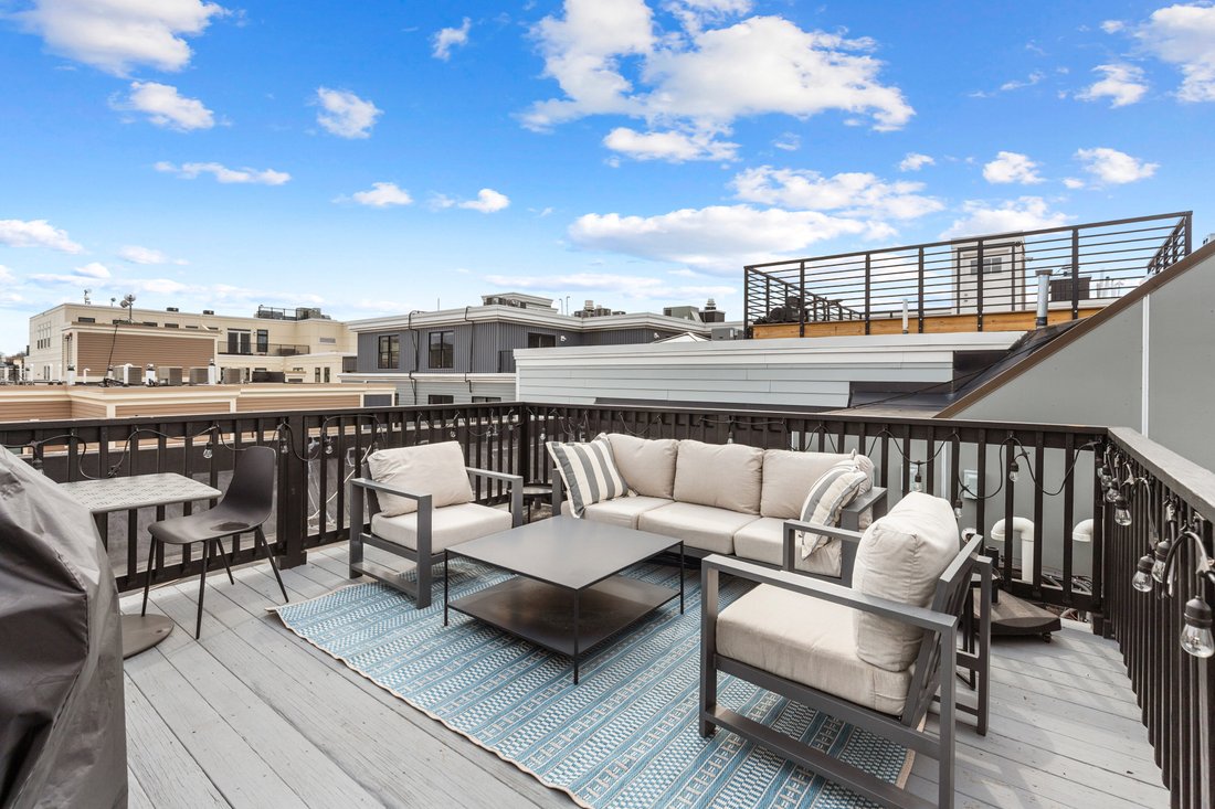 Condo in Boston, Massachusetts, United States 2 - 17938631