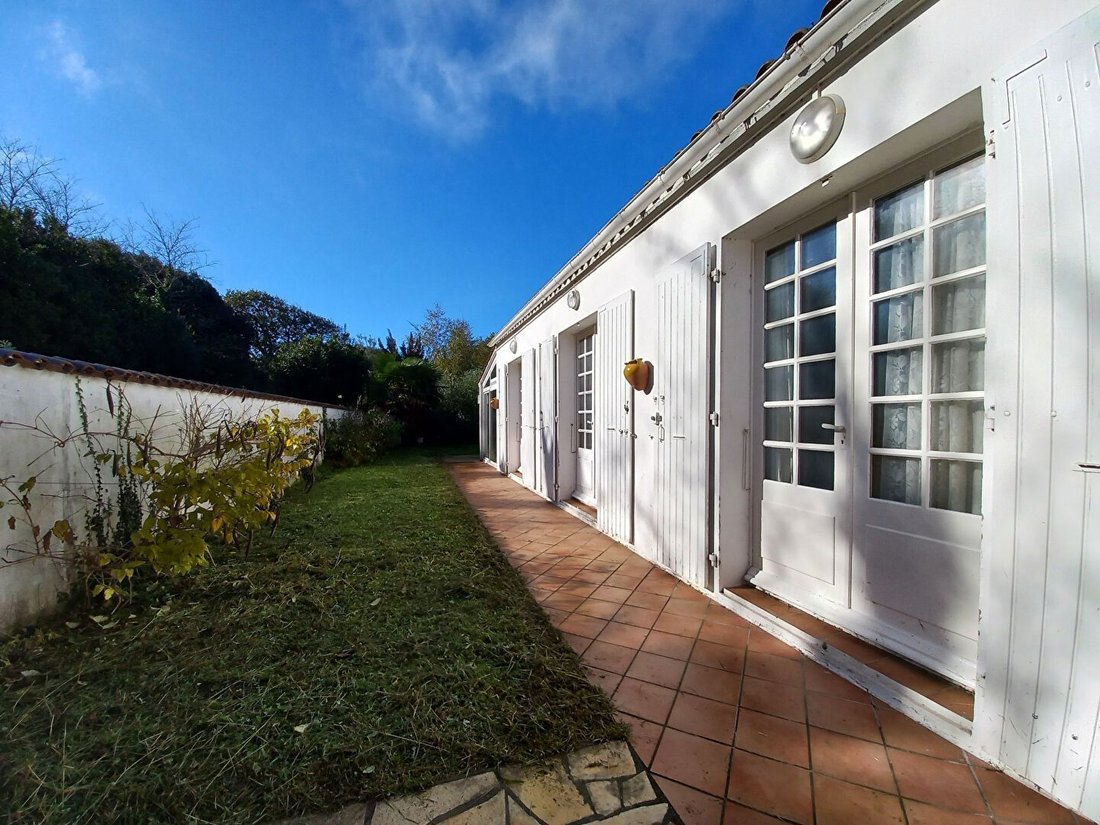 House in Saint-Pierre-d'Oléron, Nouvelle-Aquitaine, France 3 - 17146587