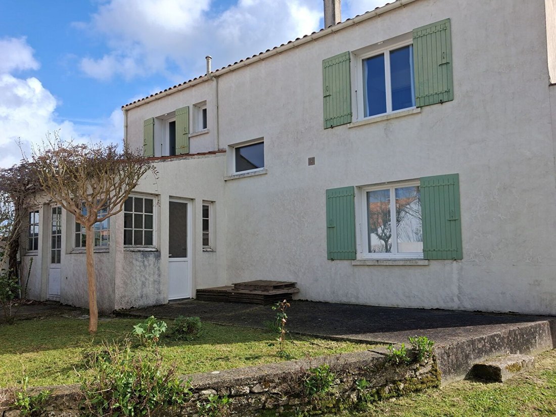 House in Saint-Pierre-d'Oléron, Nouvelle-Aquitaine, France 4 - 17629159