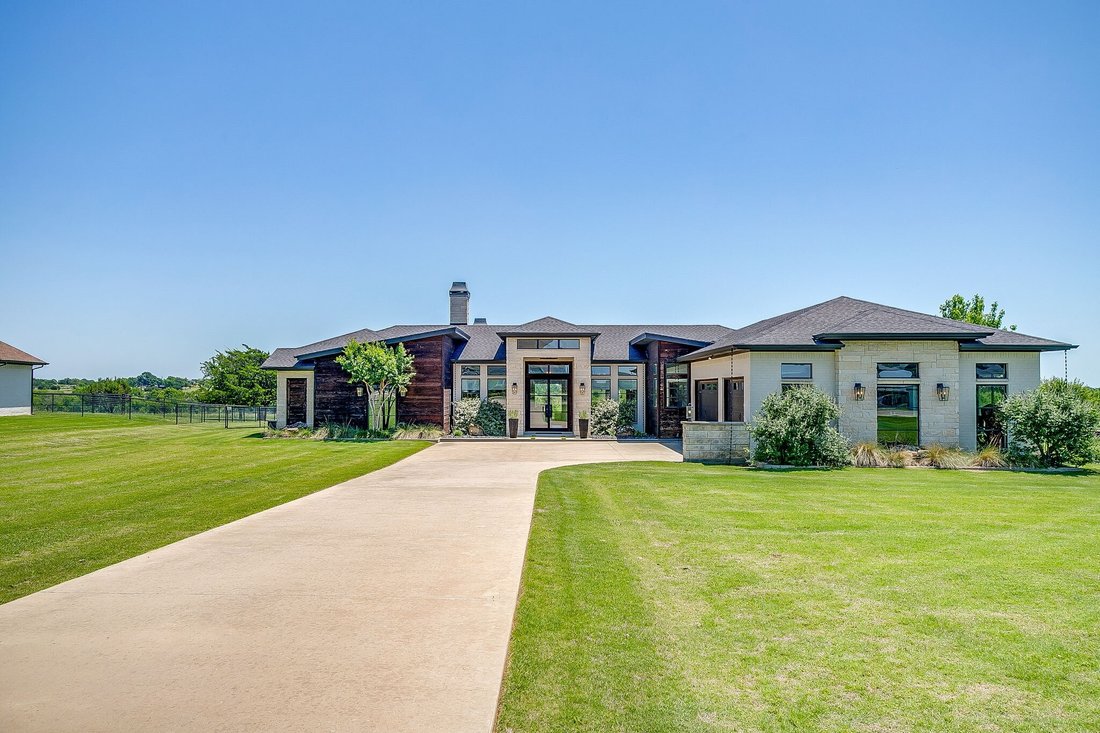 House in Godley, Texas, United States 5 - 17935569