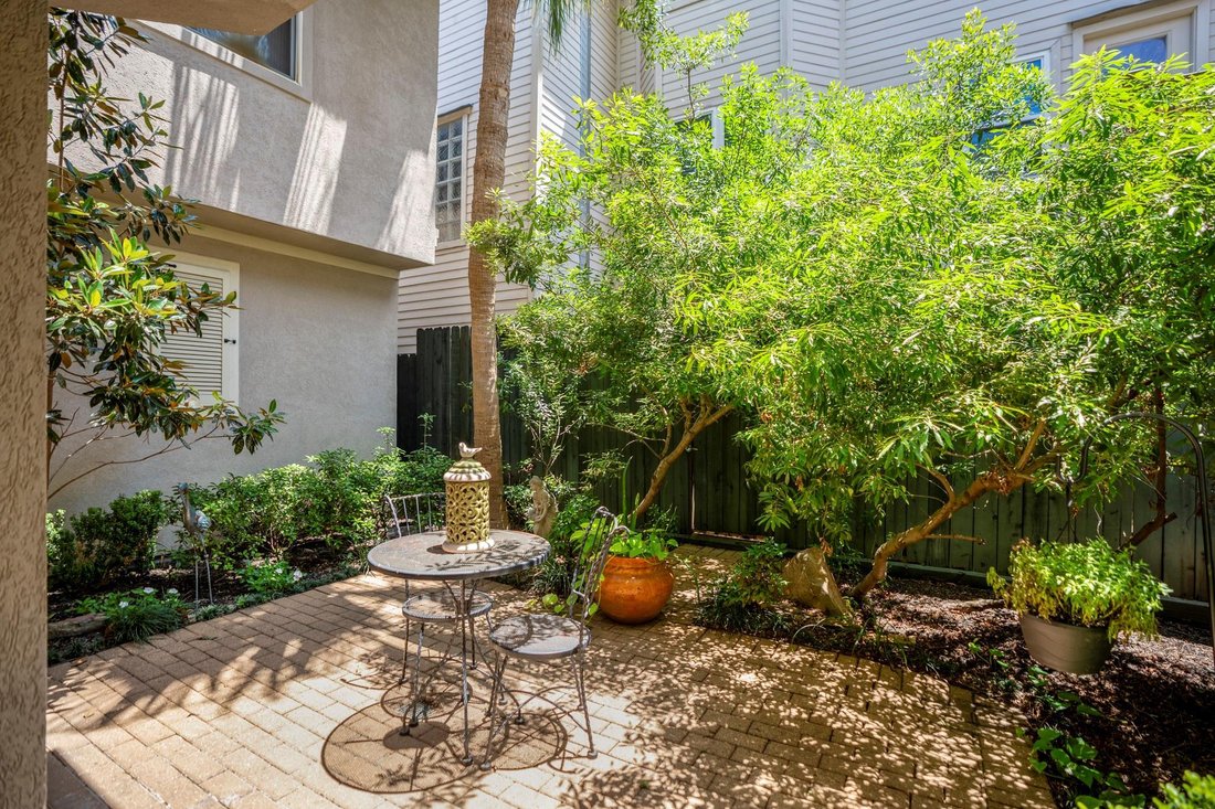 Townhouse in Houston, Texas, United States 5 - 17937087