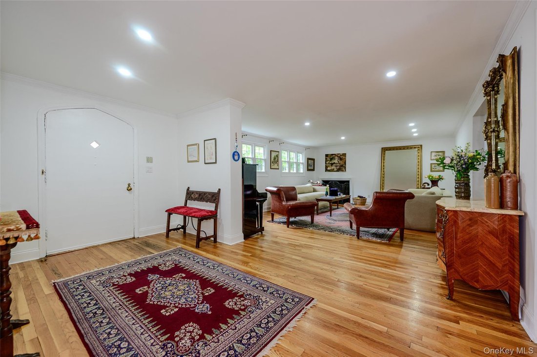 House in Great Neck, New York, United States 3 - 17933633