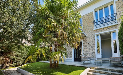House in Vincennes, Ile-de-France, France 1