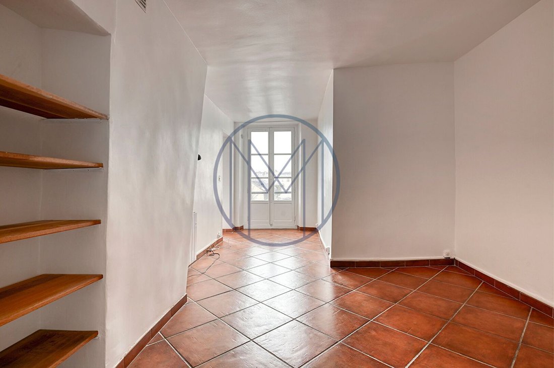 Apartment in Domaine National du Château, Versailles, France 4 - 17332063