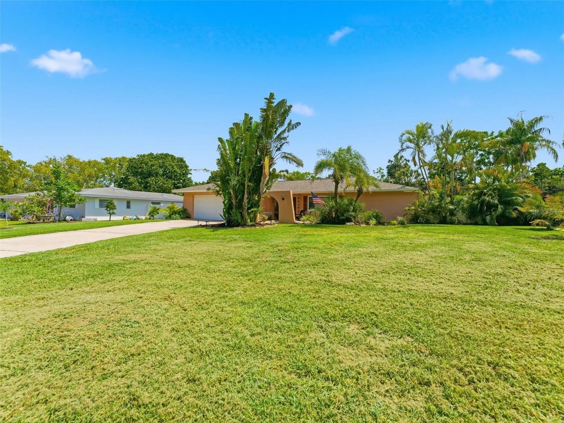House in Clearwater, Florida, United States 3 - 17928996