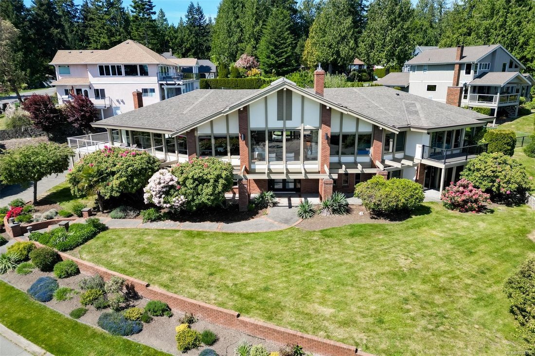 House in North Saanich, British Columbia, Canada 3 - 17934658