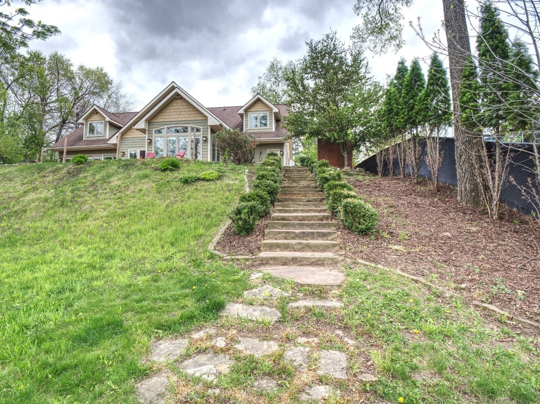 House in Eau Claire, Wisconsin, United States 4 - 17931207