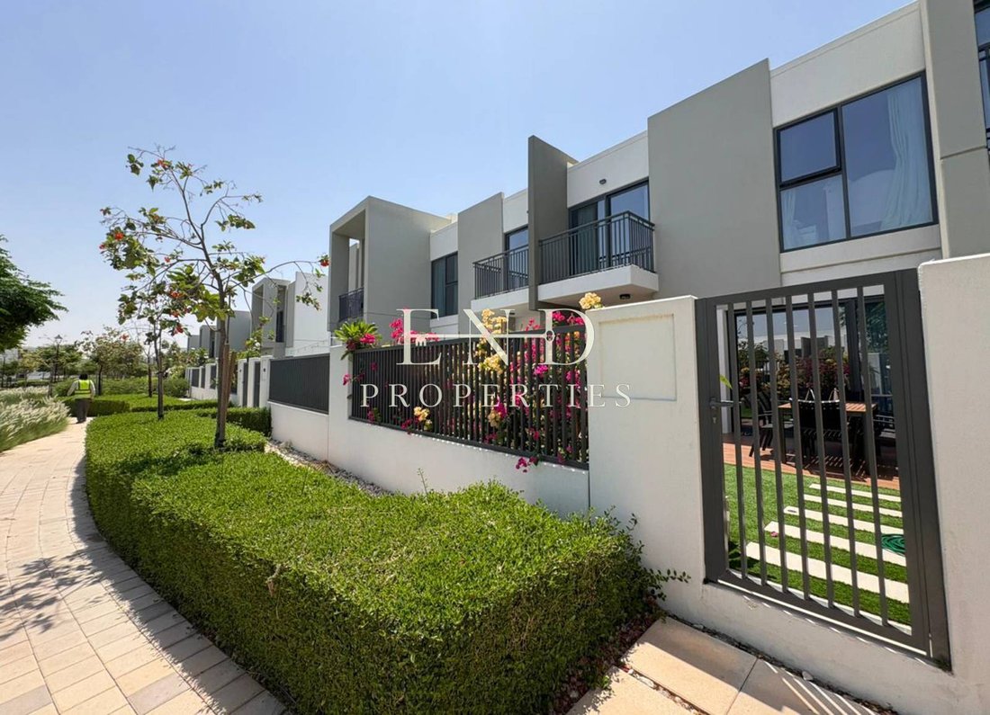 Villa in Wadi Al Safa 5, Wadi Al Safa, Dubai 1 - 17929224