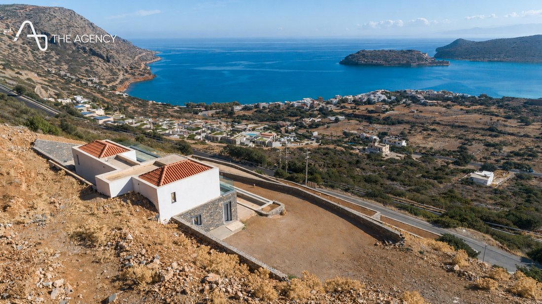Villa in Community of Elounta, Agios Nikolaos Municipal Unit, Greece 1 - 15596190