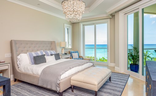 Apartment in George Town, George Town, Cayman Islands 1