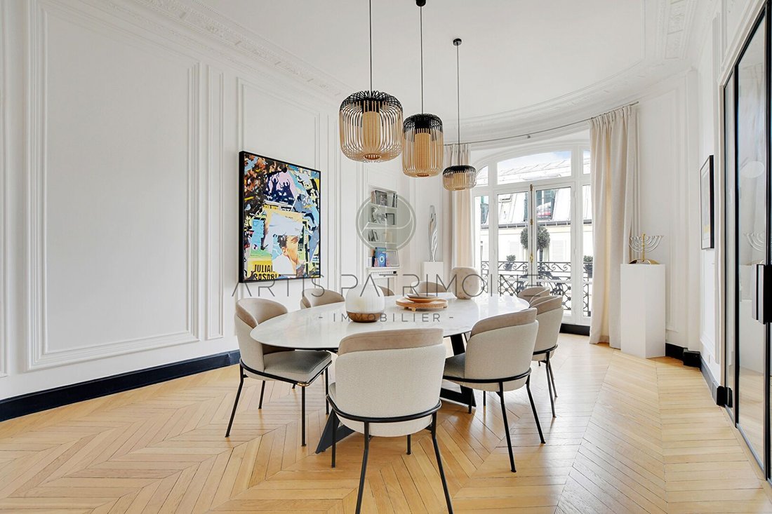 Apartment in Pereire-Malesherbes, Paris 17e Arrondissement, Paris 4 - 15837336
