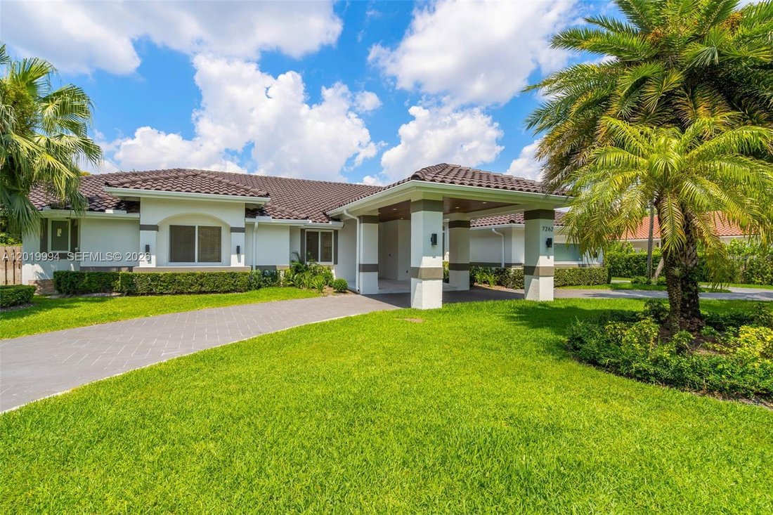 House in Miami, Florida, United States 1 - 17933155