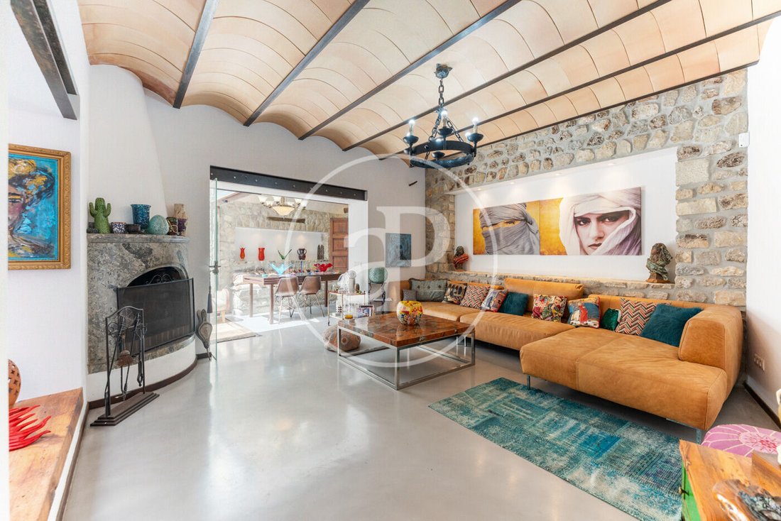 Villa in Mancor de la Vall, Balearic Islands, Spain 1 - 17937659