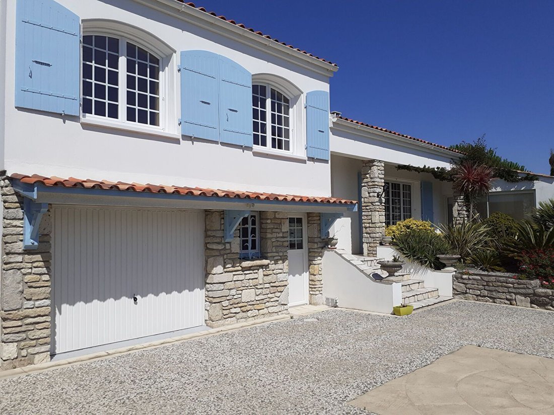 House in Saint-Denis-d'Oleron, Nouvelle-Aquitaine, France 3 - 16497792
