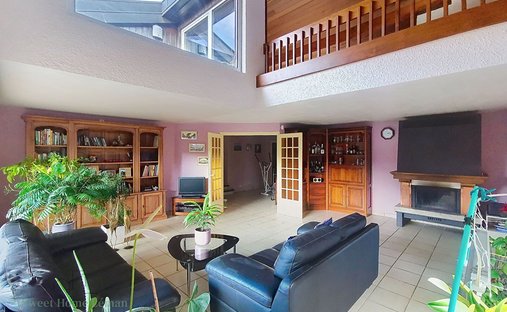 Maison à Cités, Thonon-les-Bains, France 1
