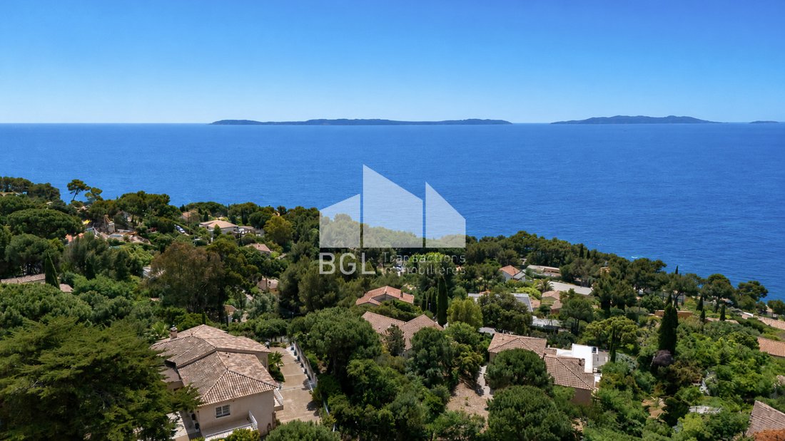 House in Le Lavandou, Provence-Alpes-Côte d'Azur, France 4 - 17929471