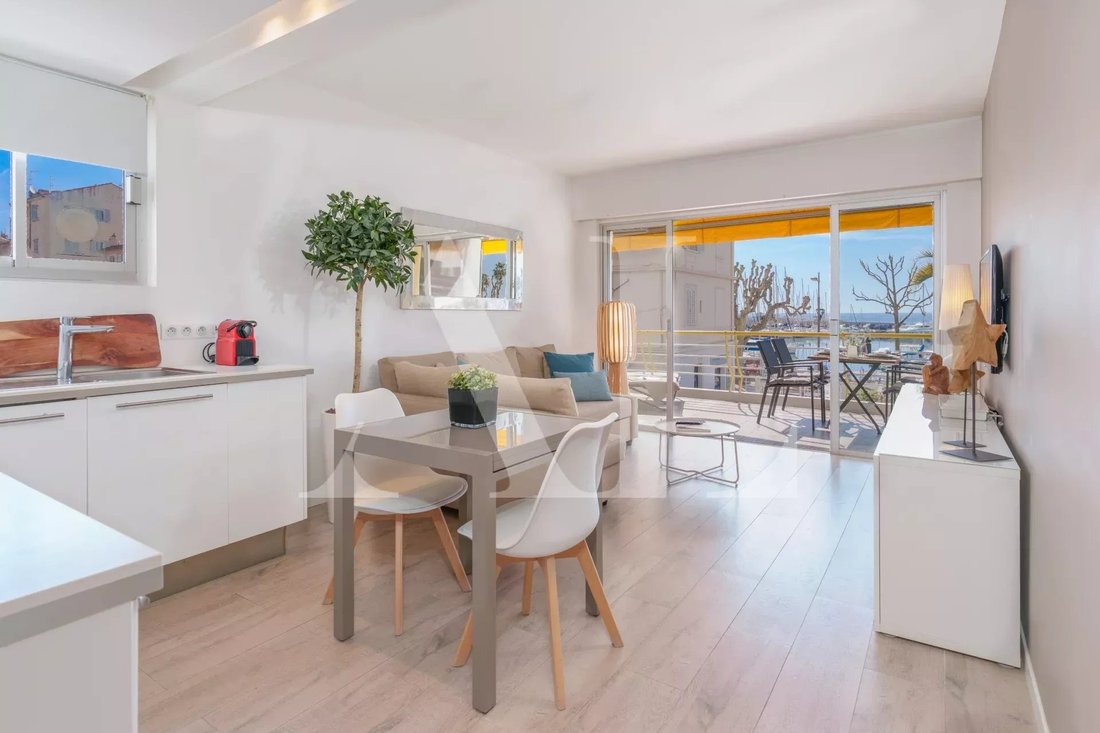 Apartment in Ponteil, Antibes, France 3 - 17930263