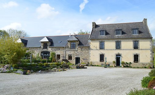 Maison à Cast, Bretagne, France 1