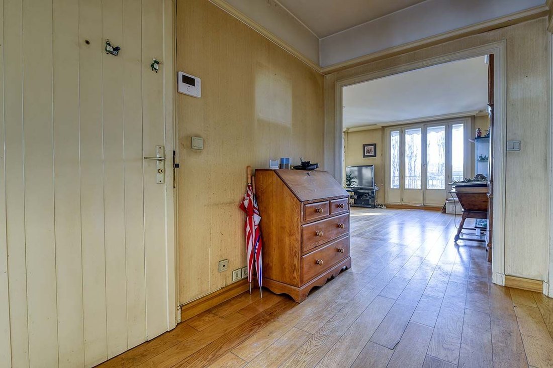 Apartment in Domaine National du Château, Versailles, France 2 - 16073892