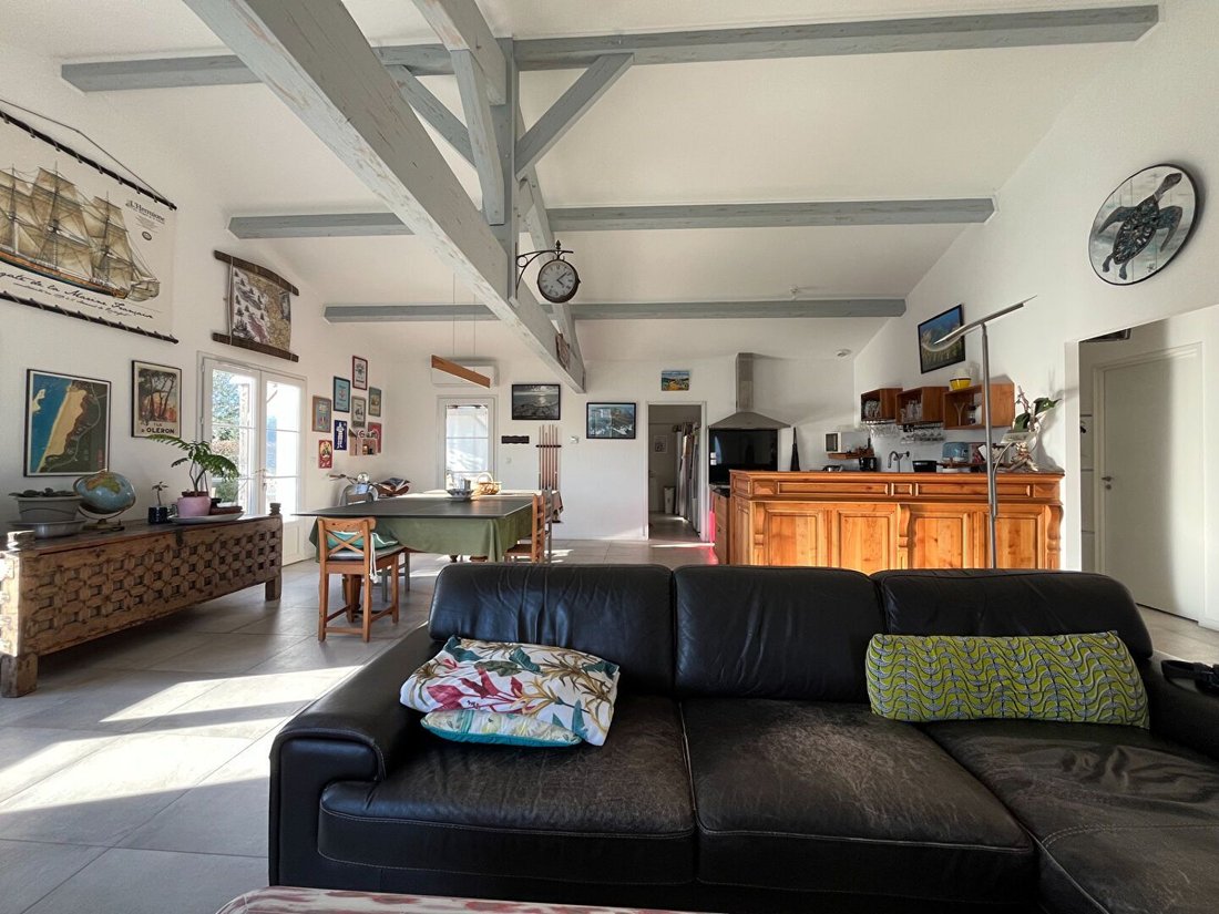 House in Saint-Denis-d'Oleron, Nouvelle-Aquitaine, France 5 - 16902744