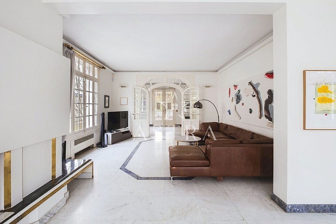House in La Faiencerie-Le Clos Saint Cyr, Bourg-la-Reine, France 4 - 17146823