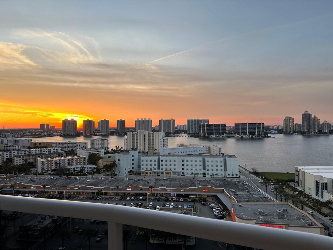 Condo in Sunny Isles Beach, Florida, United States 5 - 17934277