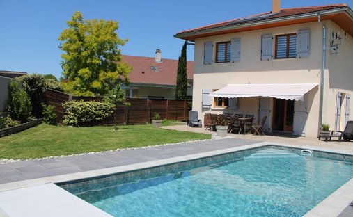 House in Cités, Thonon-les-Bains, France 1