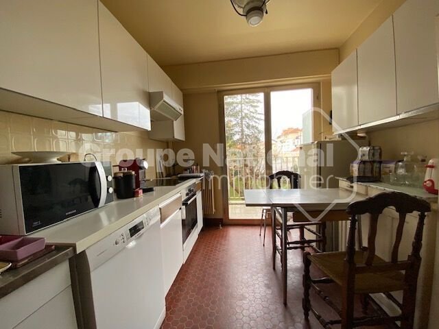 Apartment in Domaine National du Château, Versailles, France 5 - 16074222