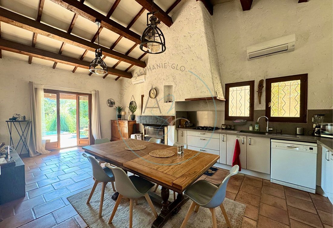 Villa in Gassin, Provence-Alpes-Côte d'Azur, France 3 - 17446764