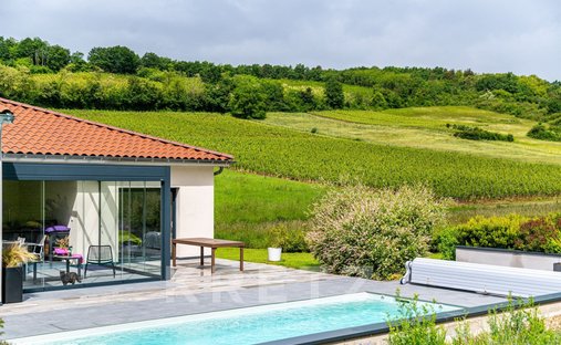 Maison à Centre Ville, Tournus, France 1