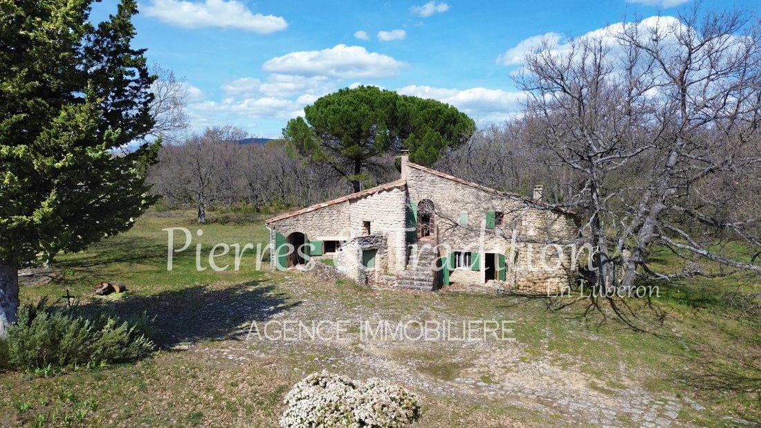 House in Saint-Martin-de-Castillon, Provence-Alpes-Côte d'Azur, France 2 - 17930552