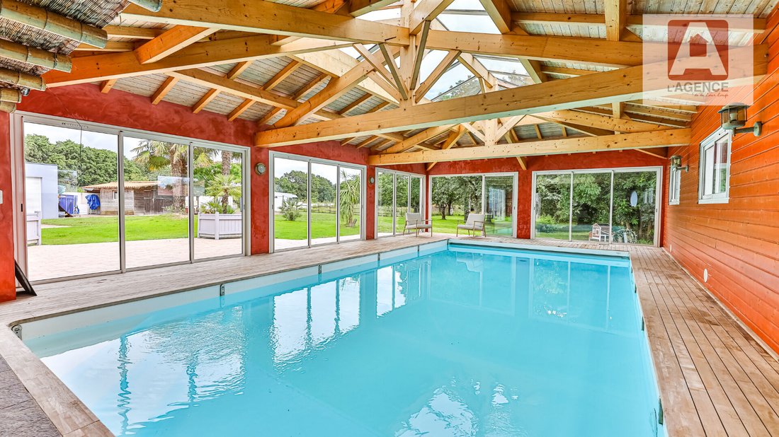 Villa in Landevieille, Pays de la Loire, France 2 - 17930933