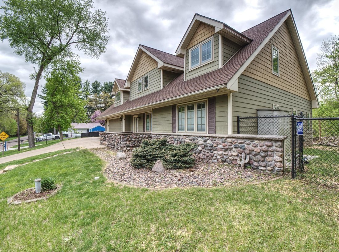 House in Eau Claire, Wisconsin, United States 5 - 17931194