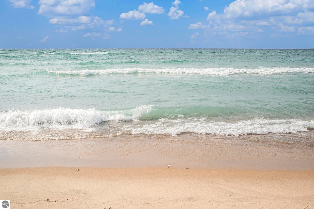 Land in Frankfort, Michigan, United States 5 - 17935047
