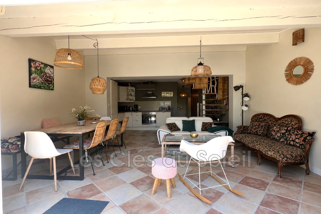Villa in Sanary-sur-Mer, Provence-Alpes-Côte d'Azur, France 4 - 17937522