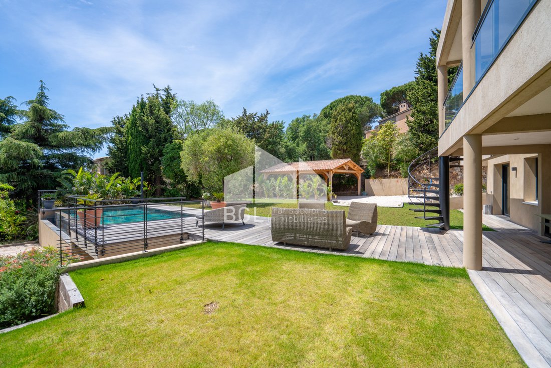House in Le Lavandou, Provence-Alpes-Côte d'Azur, France 2 - 17839365