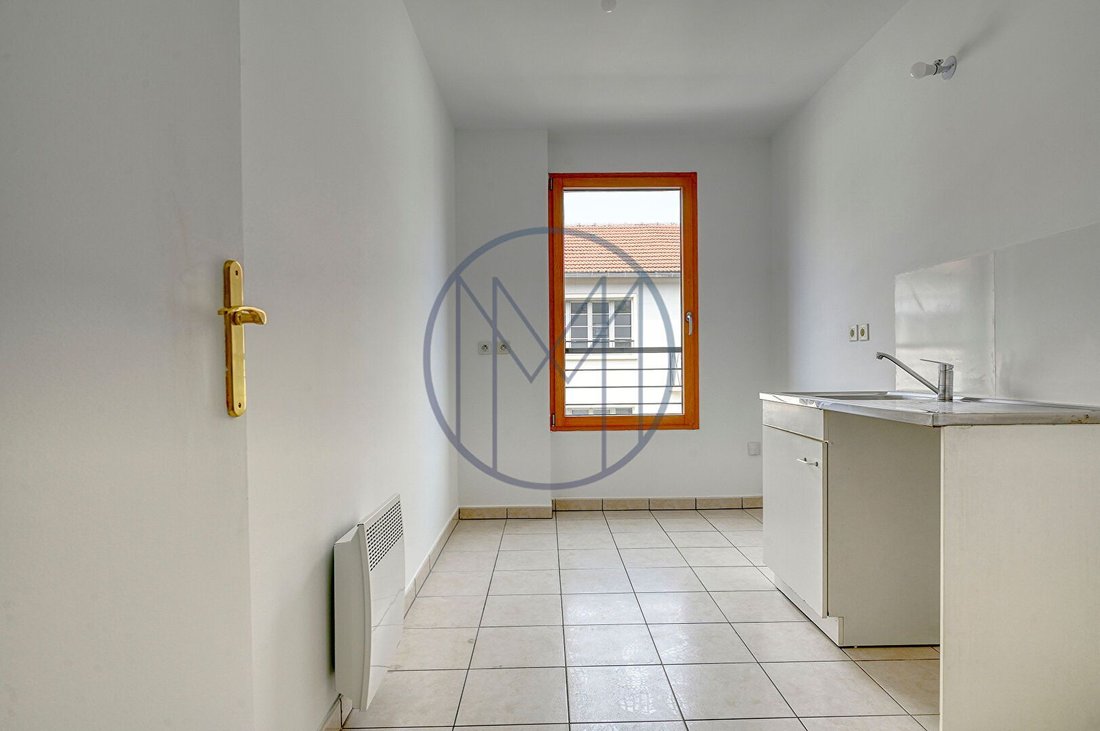 Apartment in Domaine National du Château, Versailles, France 5 - 17149587