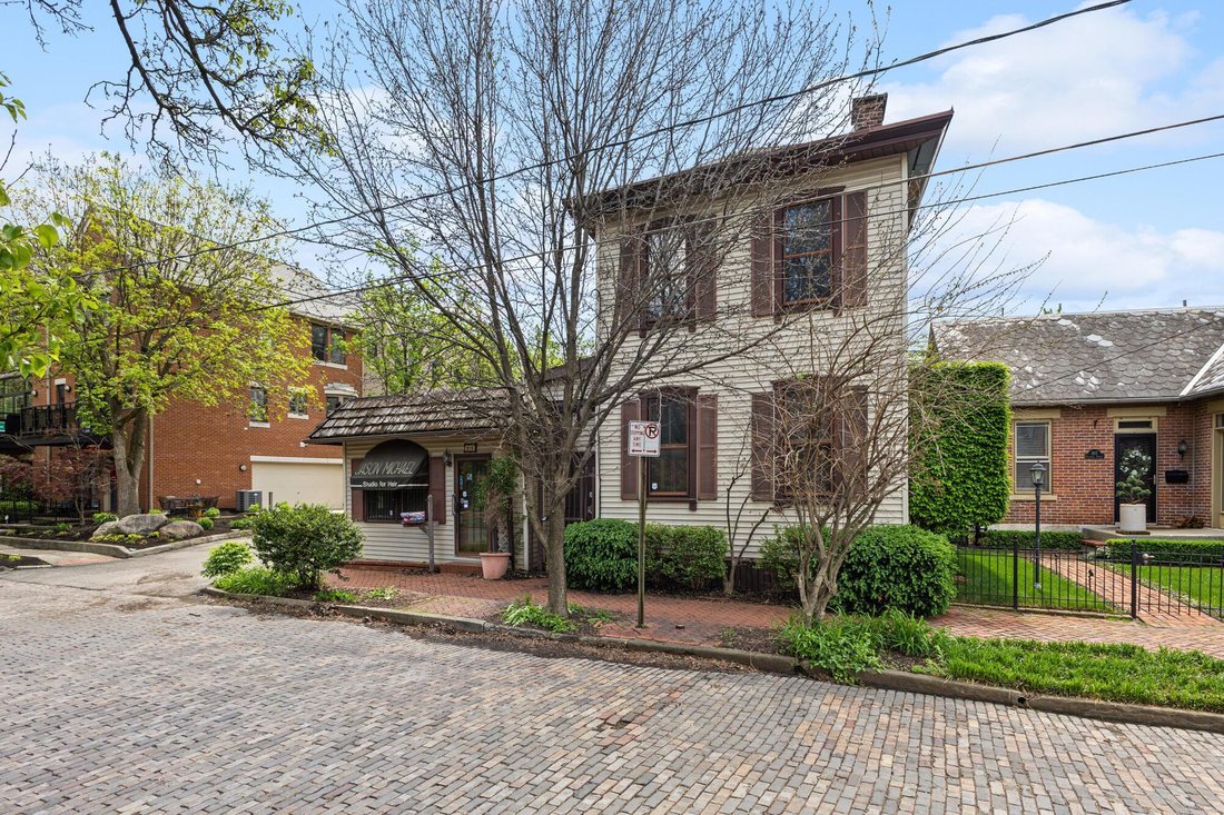 House in Columbus, Ohio, United States 3 - 17936811