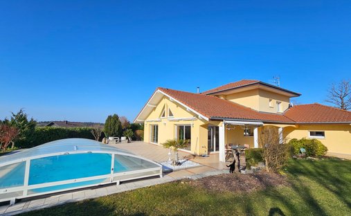 House in Larringes, Auvergne-Rhône-Alpes, France 1