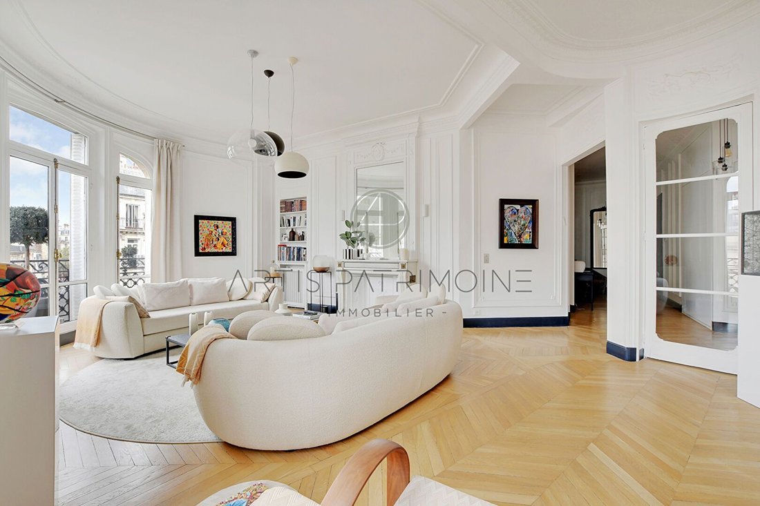 Apartment in Pereire-Malesherbes, Paris 17e Arrondissement, Paris 3 - 15837336