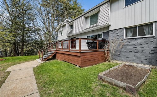 House in Goffstown, New Hampshire, United States 1