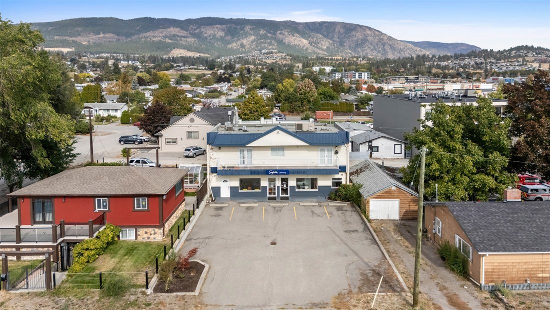 West Kelowna, British Columbia, Canada 5 - 17934809