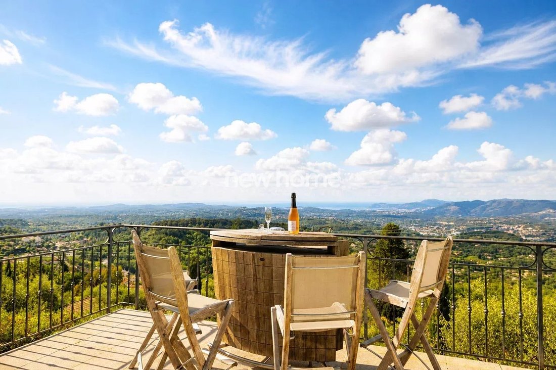 Villa in Châteauneuf-Grasse, Provence-Alpes-Côte d'Azur, France 4 - 17930729